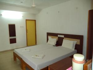 samrat guest house