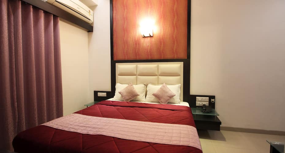 hotel royal palace ahmedabad