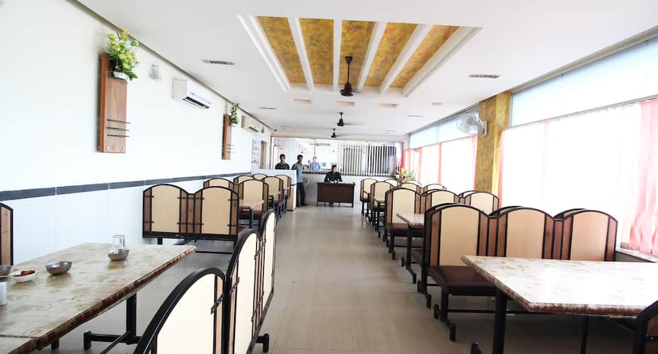 hotel royal palace ahmedabad