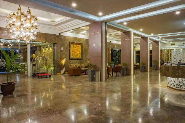 grand inna tunjungan