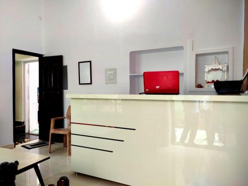 khushi paying guest house