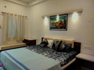 khushi paying guest house
