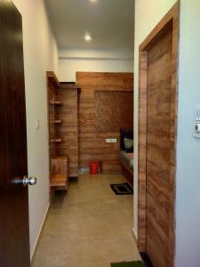 khushi paying guest house