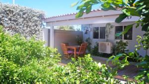 Pauline's Apartments Aruba,Eagle Beach>>Aruba,4 star