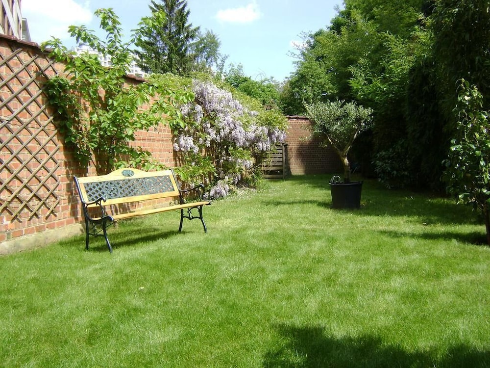 bandb brigitte and alain