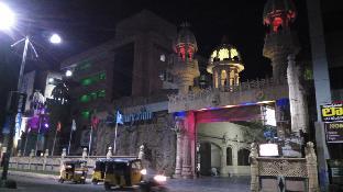 the mourya inn