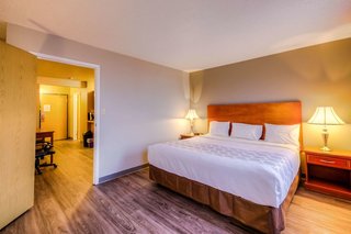 Econo Lodge,Regina>>Emerald Park,2 star
