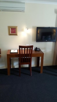 Armidale Pines Motel,Gunnedah>>Armidale,4 star