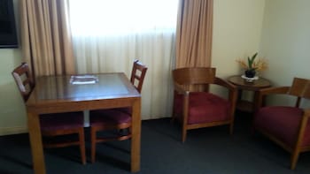 Armidale Pines Motel,Gunnedah>>Armidale,4 star
