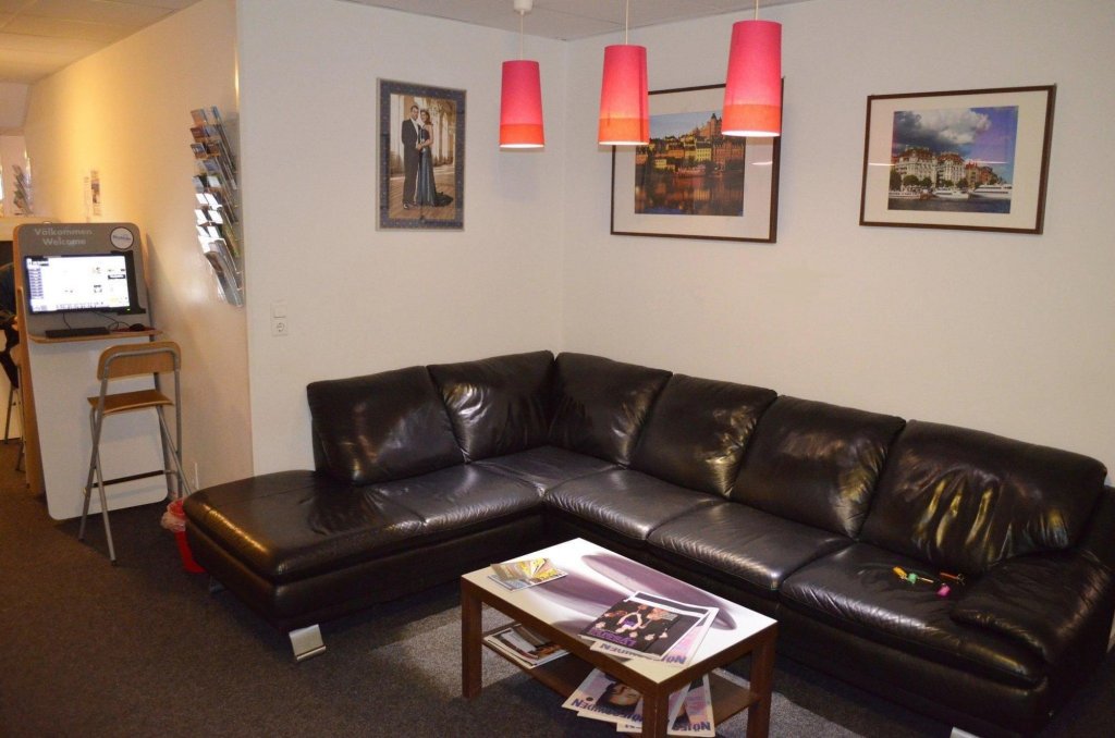 grad hotel and hostel