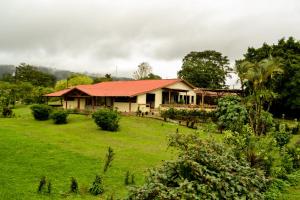 termales del bosque and hot springs