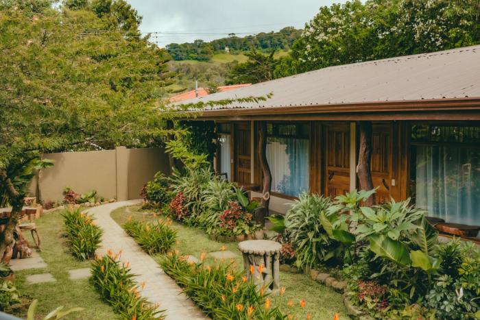 monteverde rustic lodge