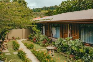 monteverde rustic lodge