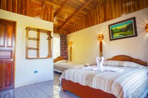 monteverde rustic lodge