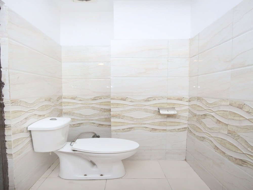 Hotel Kuber 7,Mohali>>Chandigarh,2 star