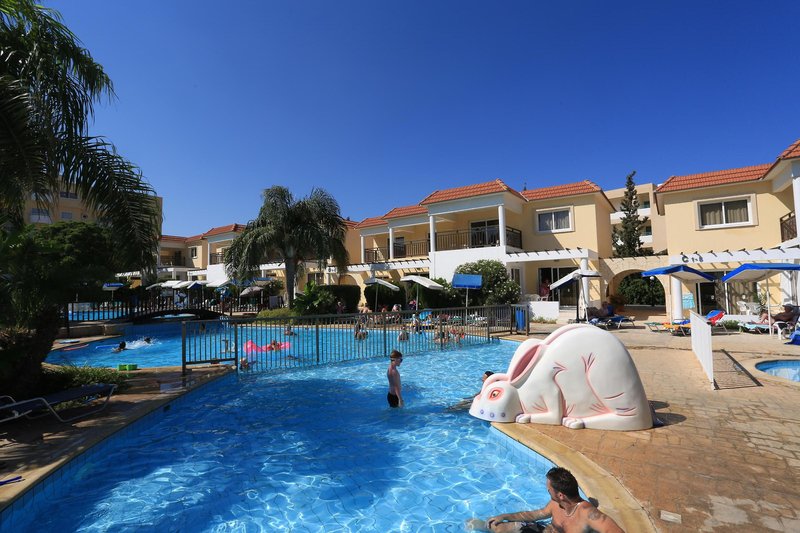 jacaranda pantelia hotel