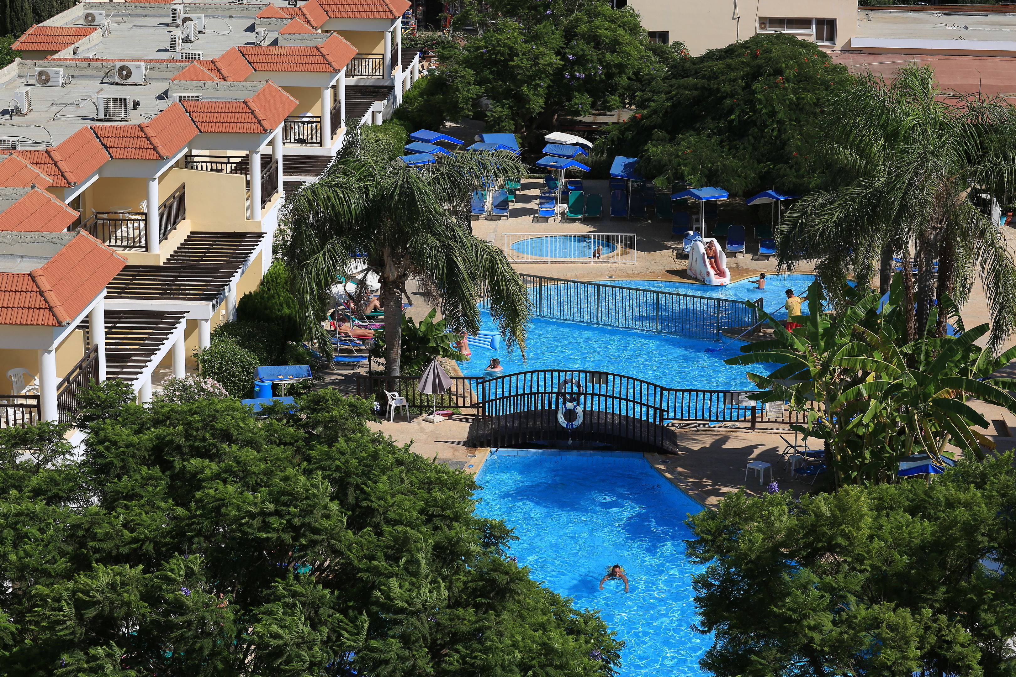 jacaranda pantelia hotel