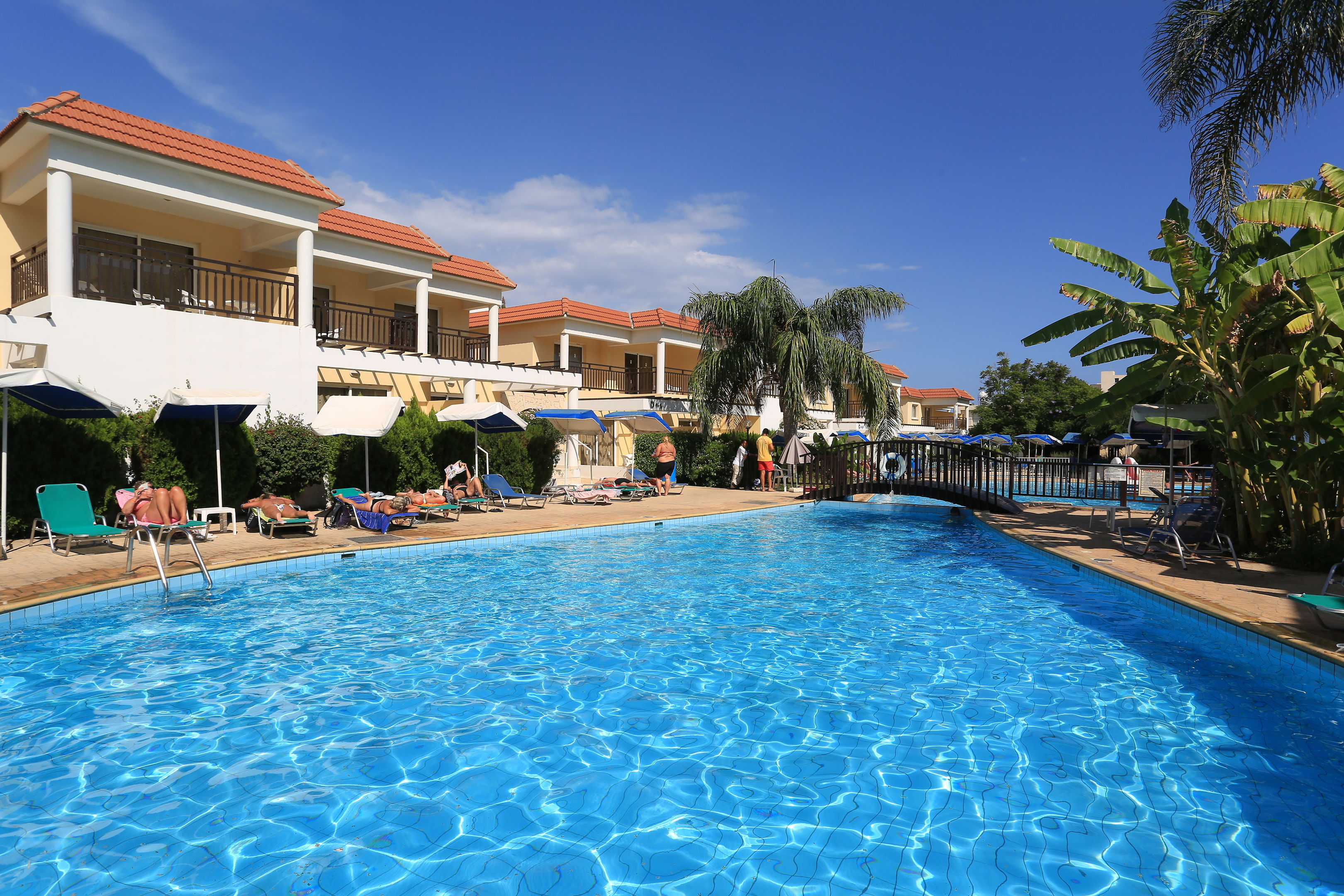 jacaranda pantelia hotel