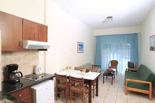 jacaranda pantelia hotel