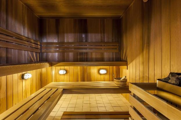 courtyard by marriott montreal west island baie durfe