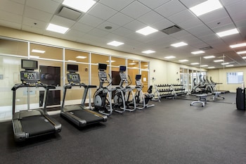 courtyard by marriott montreal west island baie durfe