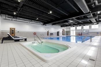 courtyard by marriott montreal west island baie durfe