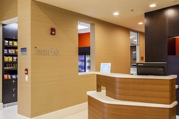 courtyard by marriott montreal west island baie durfe