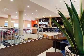 courtyard by marriott montreal west island baie durfe