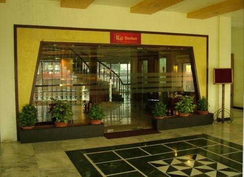 hotel bareilly palace