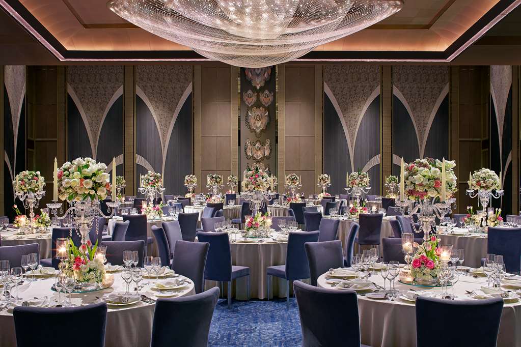 shangri la the fort manila