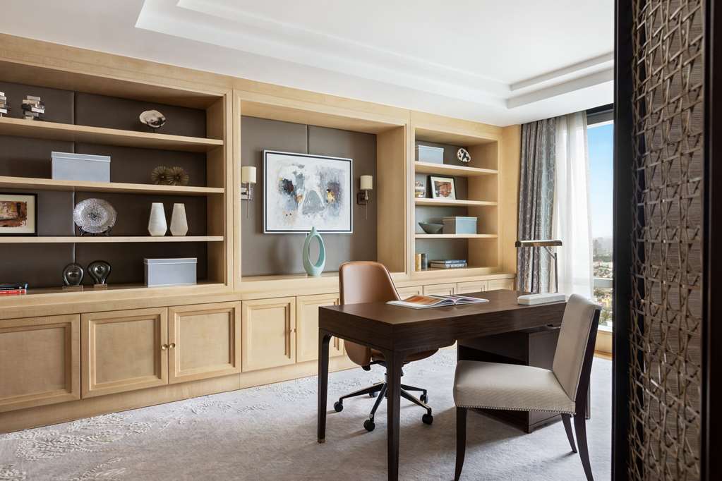 shangri la the fort manila