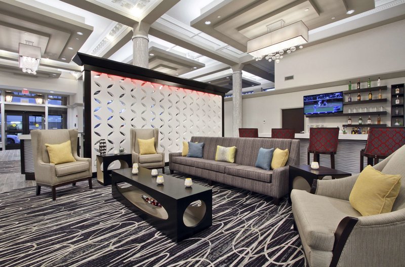 hampton inn kansas city downtown financial district