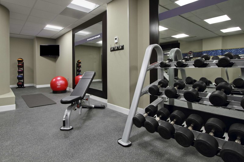 hampton inn kansas city downtown financial district