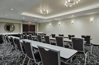 hampton inn kansas city downtown financial district