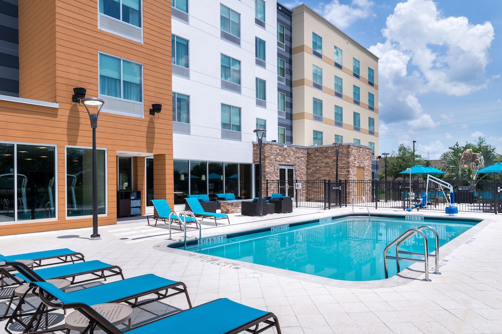 fairfield inn and suites by marriott orlando east ucf area