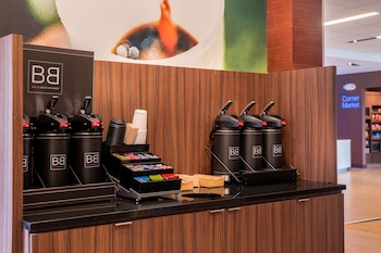 fairfield inn and suites by marriott orlando east ucf area