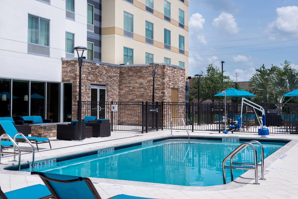 fairfield inn and suites by marriott orlando east ucf area