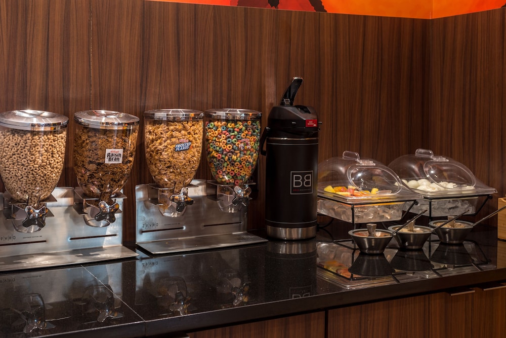 fairfield inn and suites by marriott orlando east ucf area