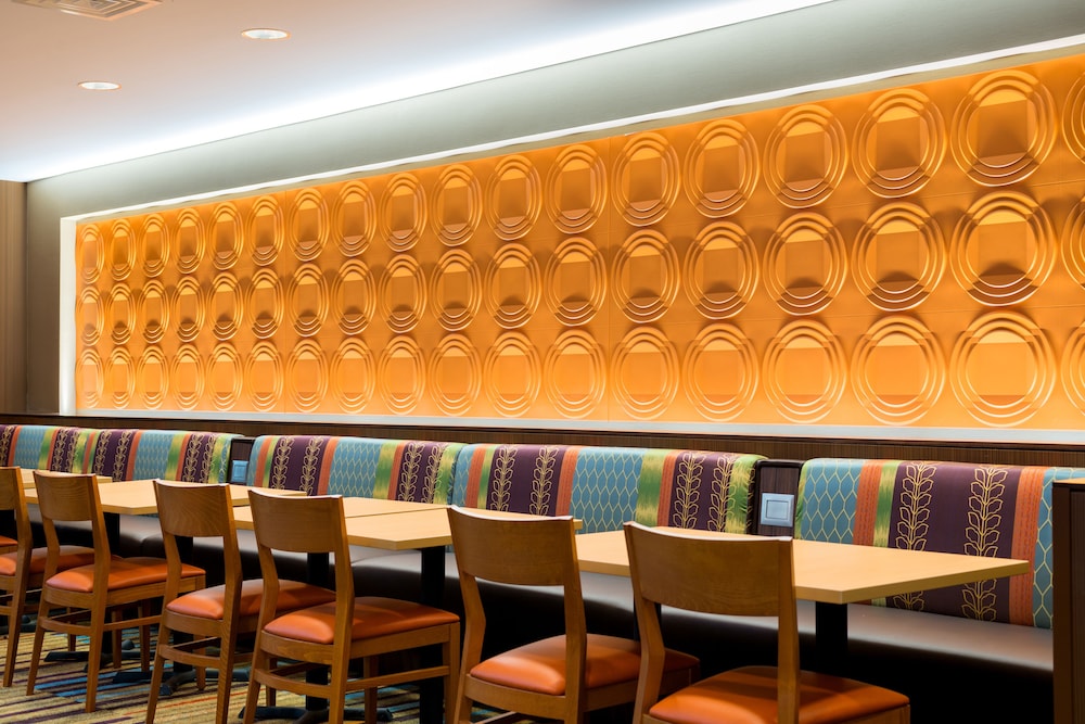fairfield inn and suites by marriott orlando east ucf area