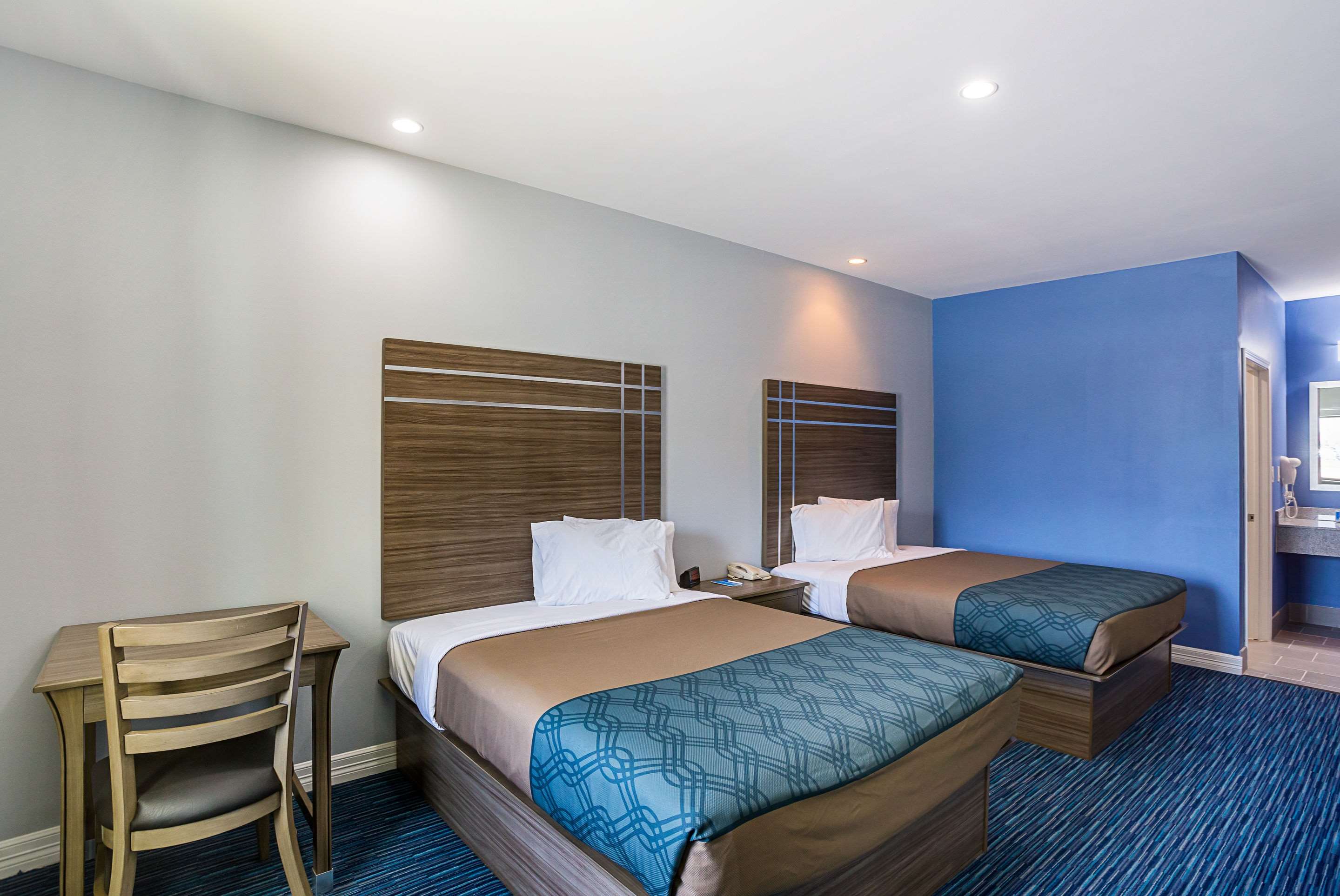 home place inn spring i 45 north and 1960