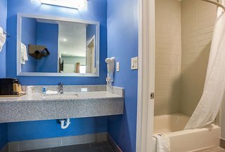 home place inn spring i 45 north and 1960