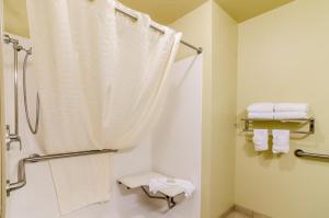 Cobblestone Inn & Suites - Eaton,Greeley>>Eaton,3 star
