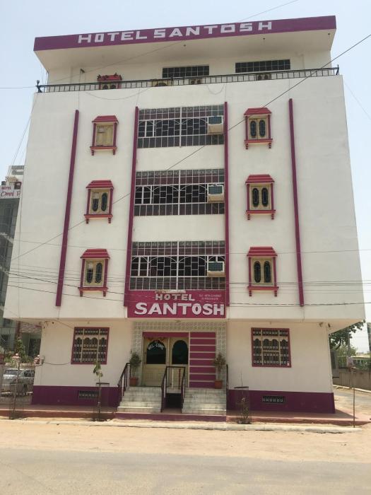 Hotel Santosh