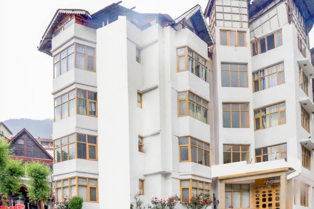 manali palace