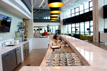 hyatt place shenzhen airport