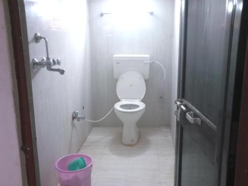 Leela Guest House,Sarnath>>Varanasi,1 star