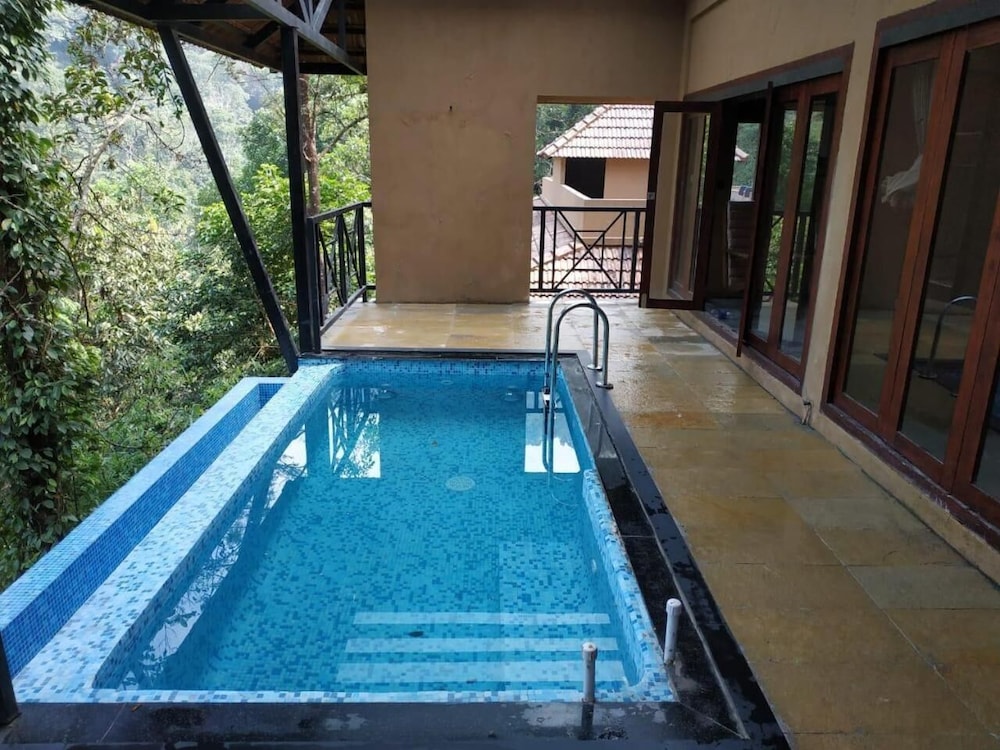 silent creek resort