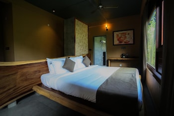 silent creek resort