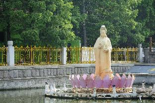 jinjiang inn qingdao wusi square nanjing road metro station