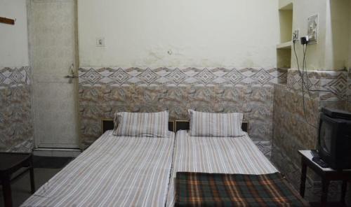 Hotel Venktesh,Maldahiya,3 star